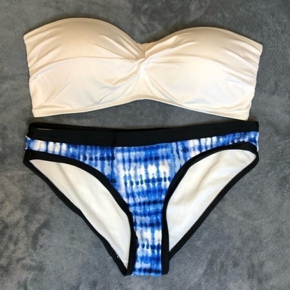 BIKINI Blue and White Tie Dye Size M/D-DD